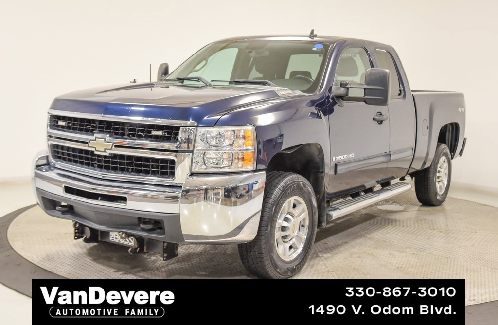 Used 2009 Chevrolet Silverado 2500 LT w/ Interior Plus Package