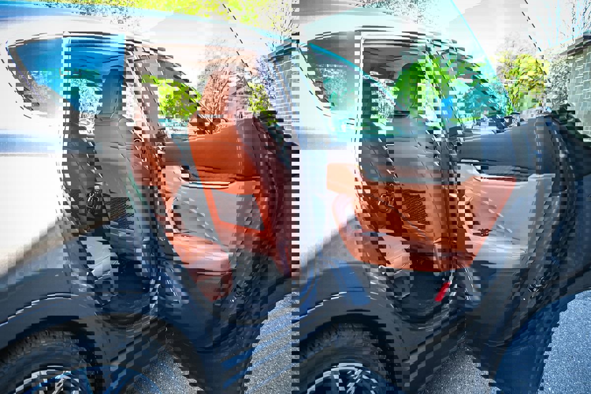 Used 2023 Maserati Levante Modena AWD/4WD image 15