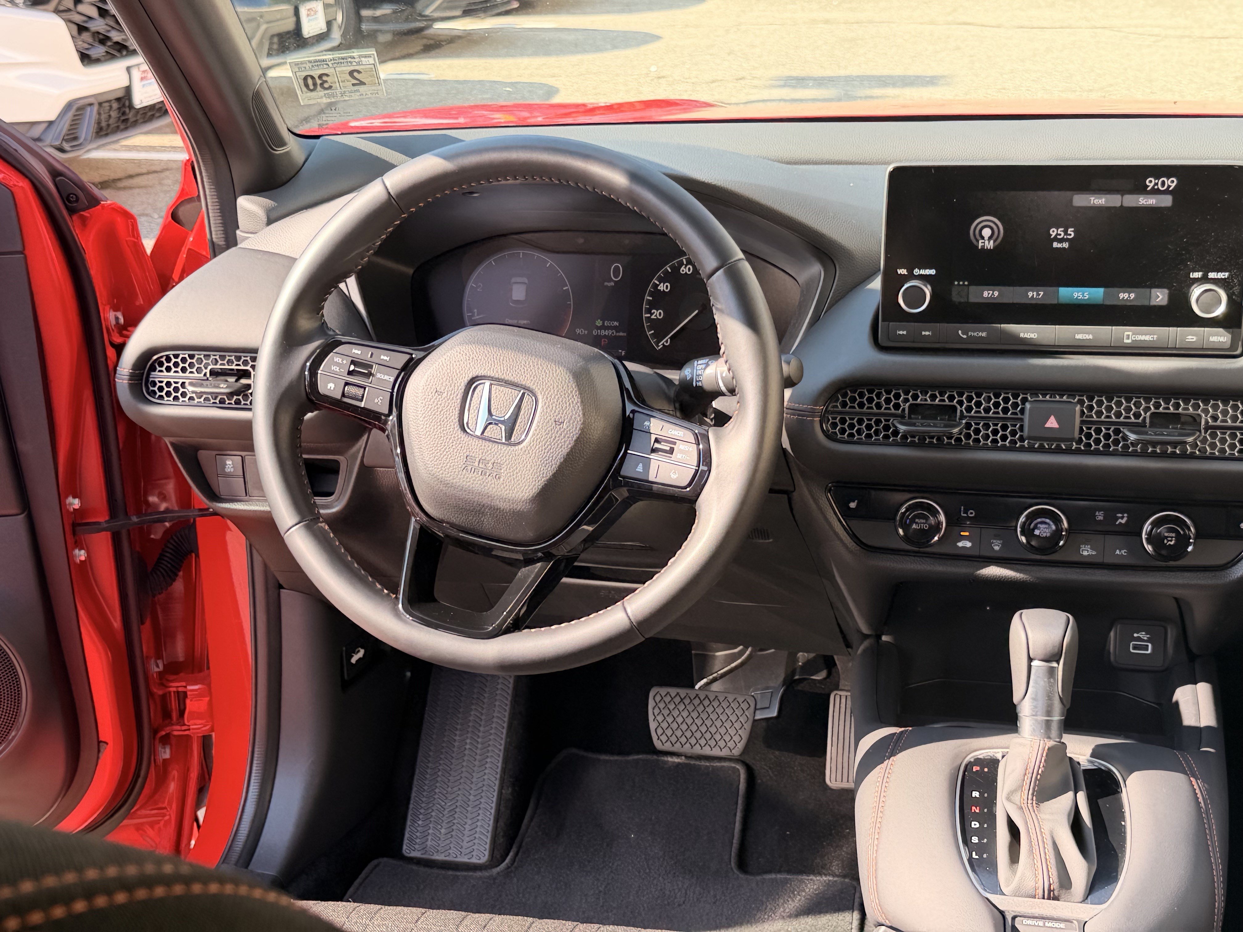 Certified 2025 Honda HR-V Sport image 18