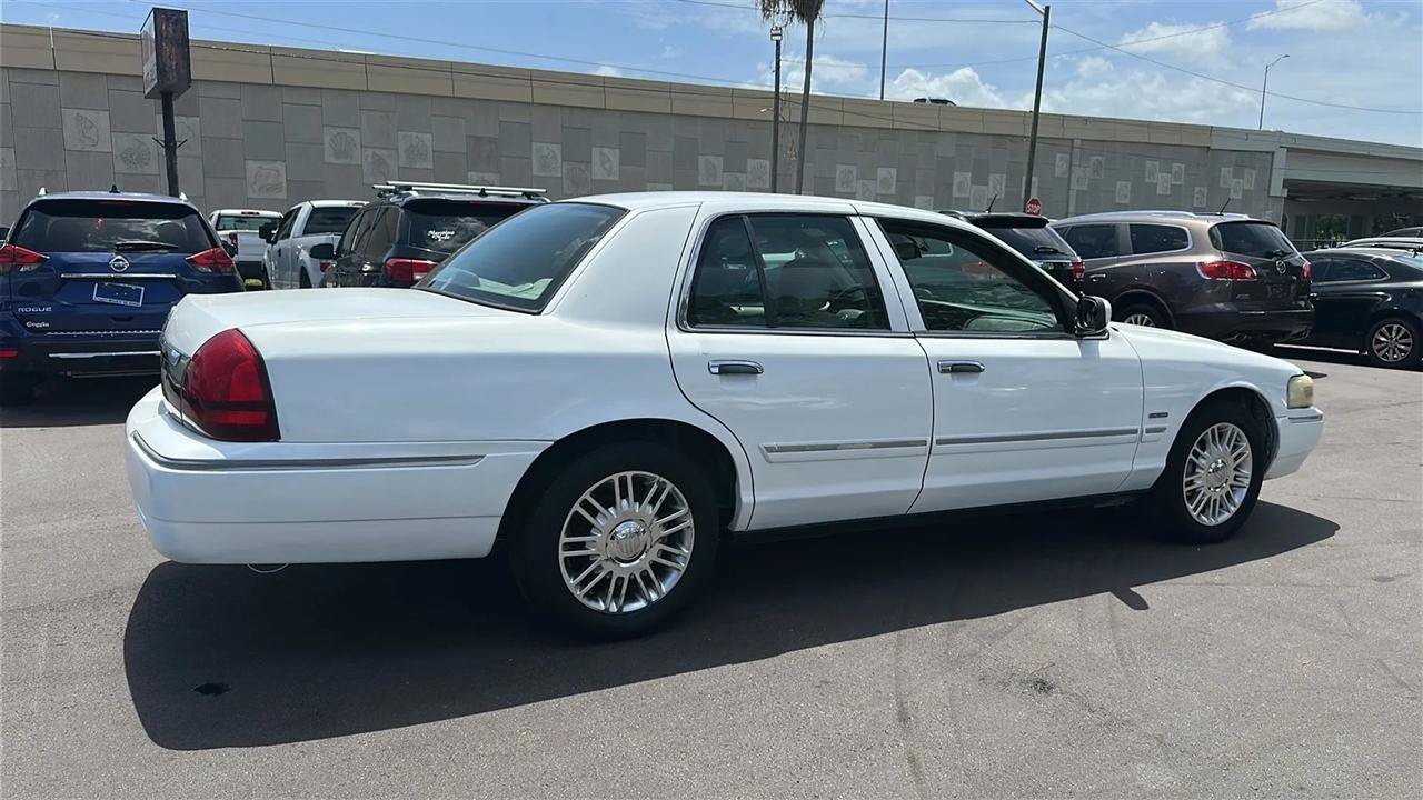 Used 2009 Mercury Grand Marquis LS RWD image 8