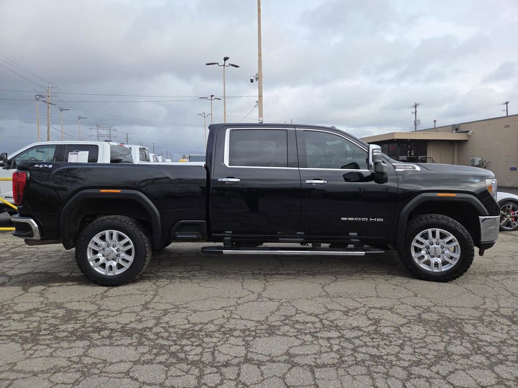 Used 2022 GMC Sierra 2500 SLT w/ SLT Premium Package image 20