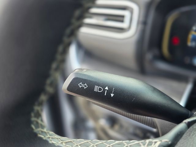 Used 2024 Jeep Wagoneer Series II image 39