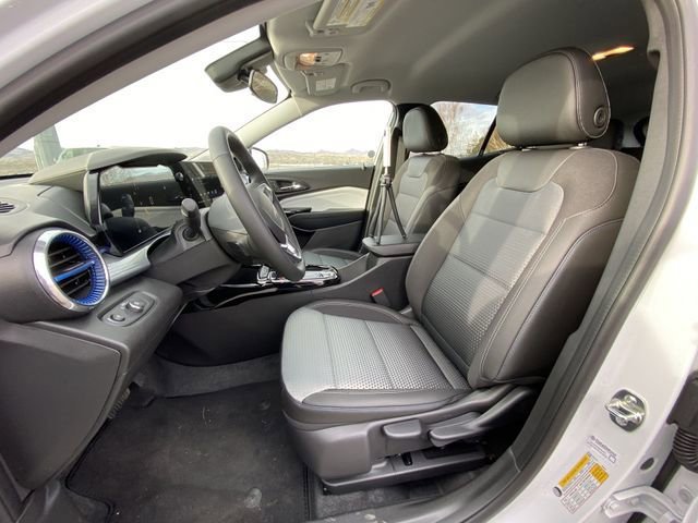 New 2026 Chevrolet Trax LT w/ LT Convenience Package image 11