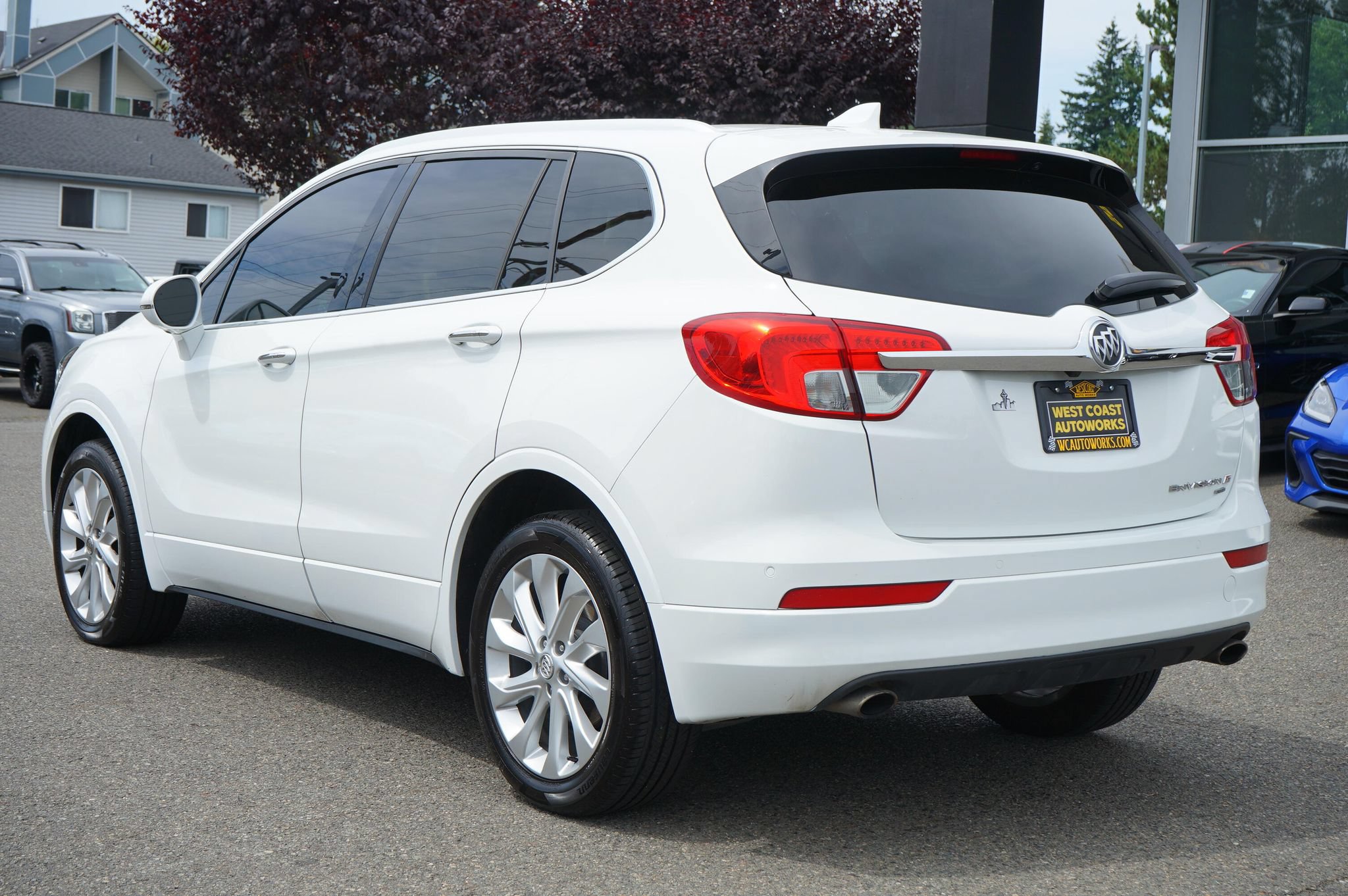 Used 2017 Buick Envision Premium w/ Driver Confidence Package AWD/4WD image 3