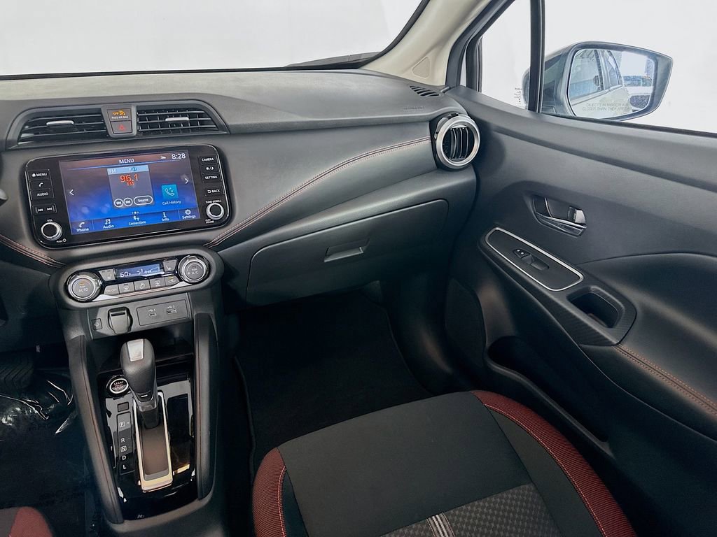 Certified 2025 Nissan Versa SR w/ Trunk Package FWD image 31