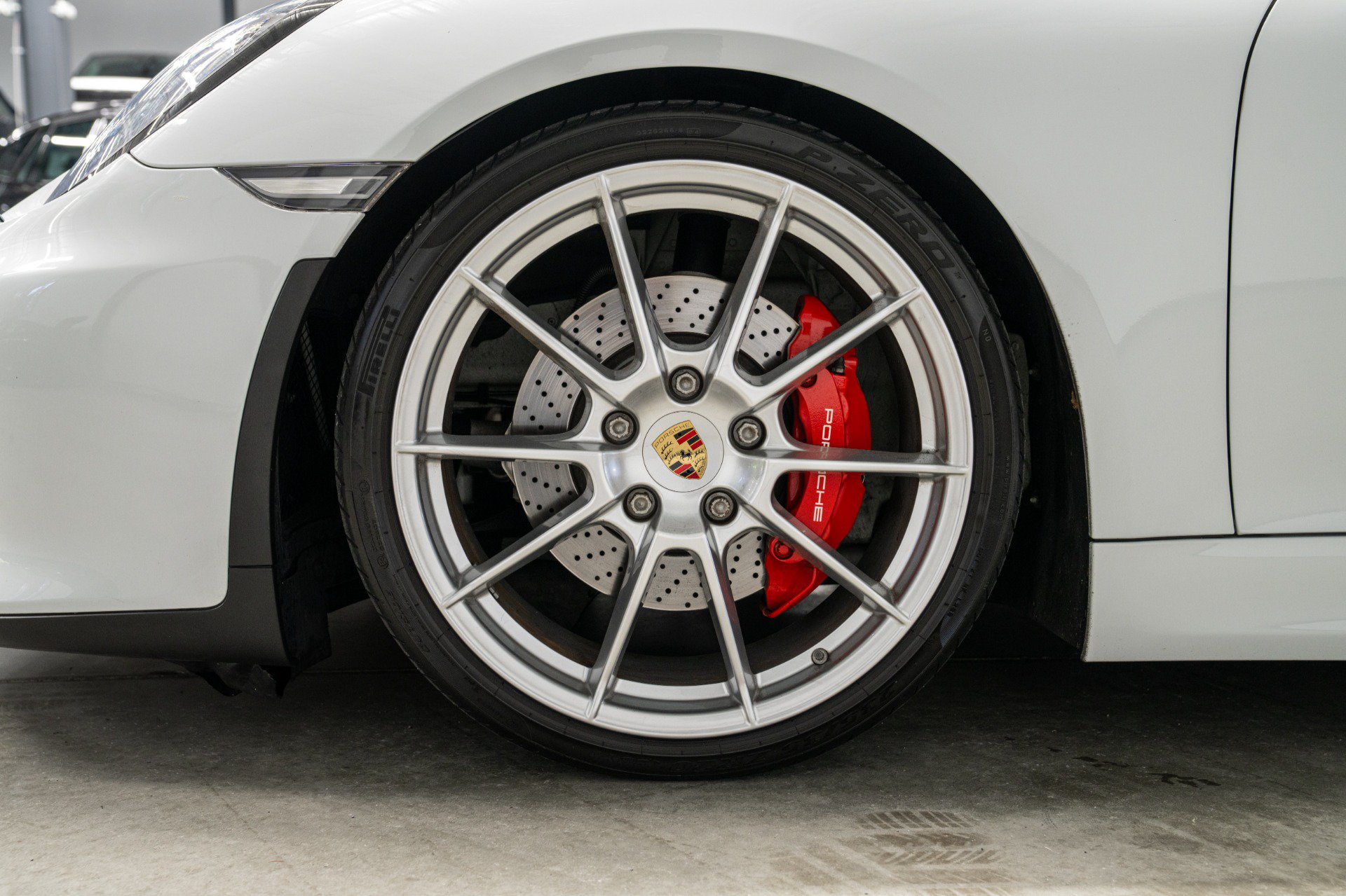 Used 2016 Porsche Boxster Spyder RWD image 10