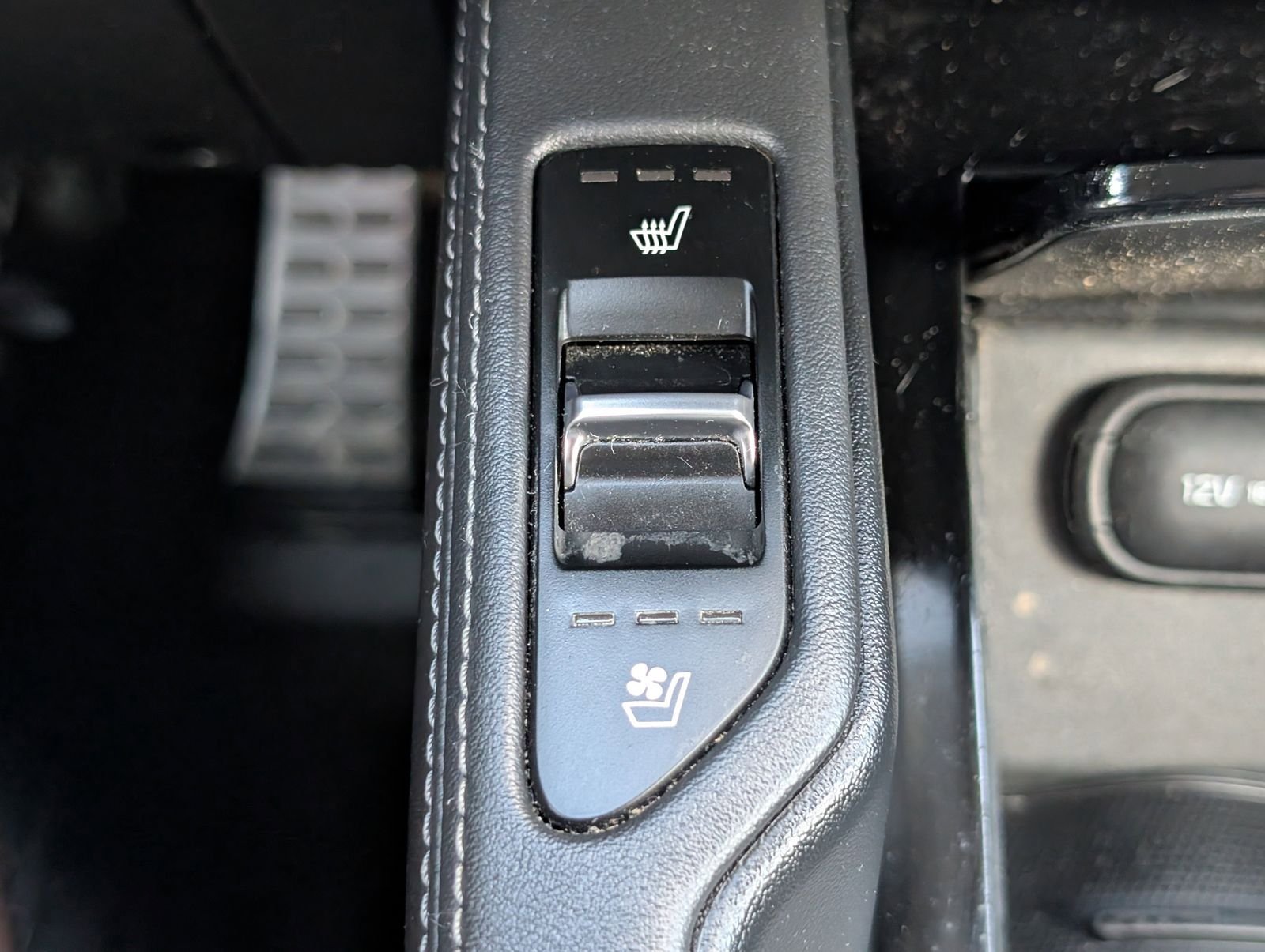 Used 2022 Kia Telluride SX w/ SX Prestige Package image 20