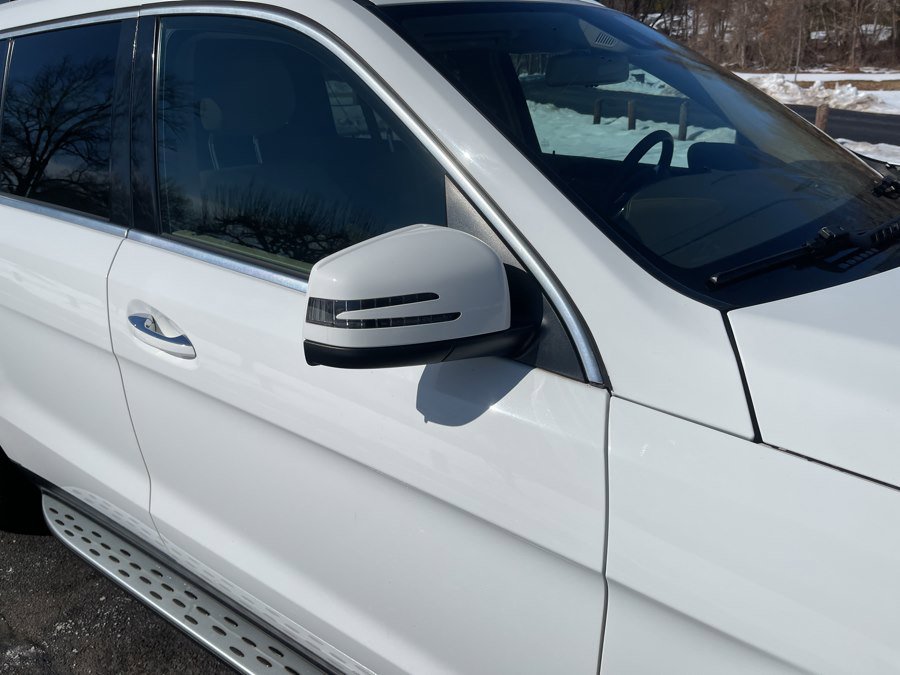 Used 2015 Mercedes-Benz GL 450 4MATIC image 25
