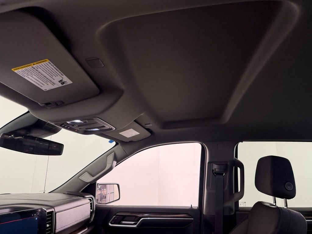 Used 2024 GMC Sierra 1500 SLE w/ X31 Off-Road Package image 23