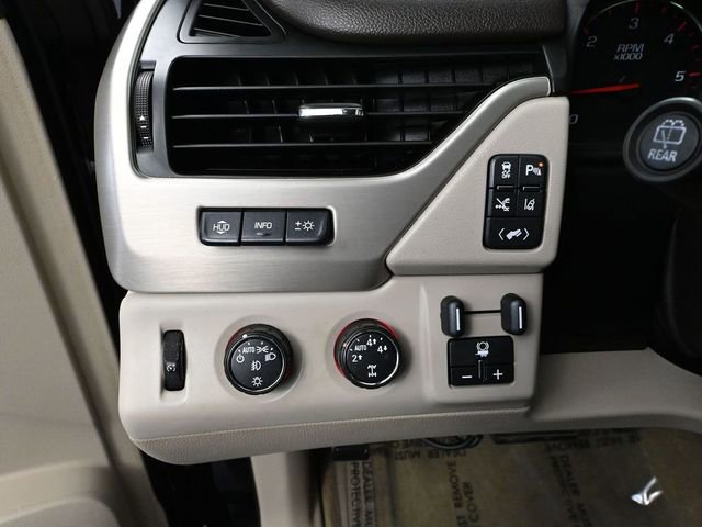 Used 2015 GMC Yukon Denali w/ Premium Package image 37