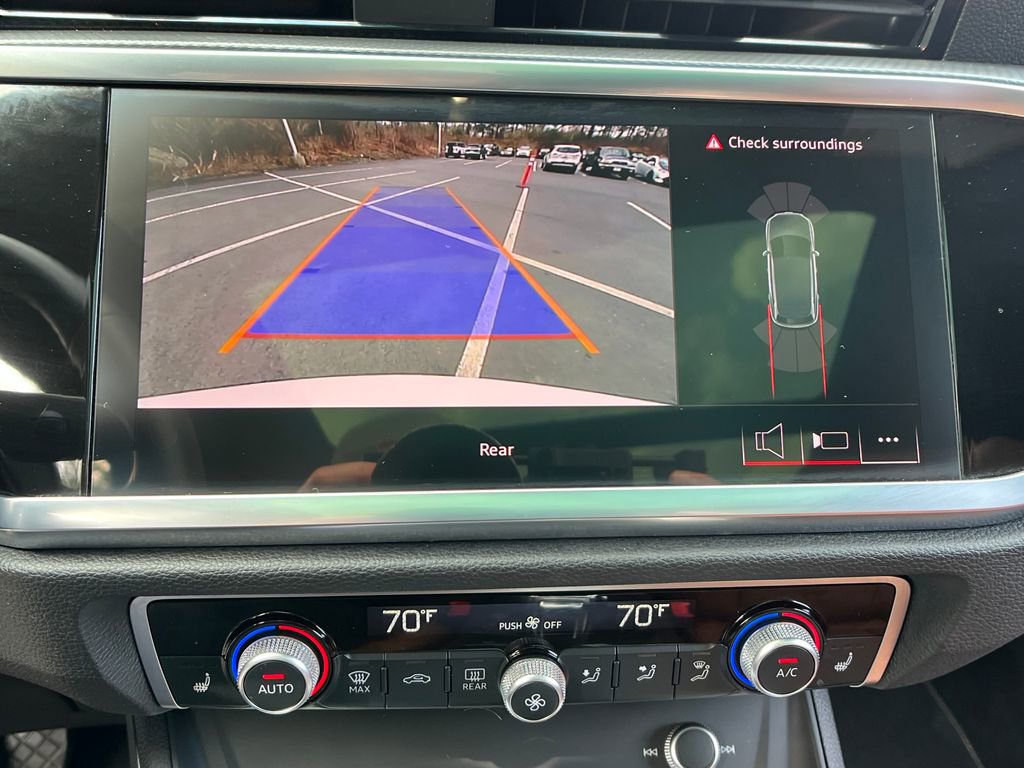 Used 2025 Audi Q3 2.0T Premium image 18