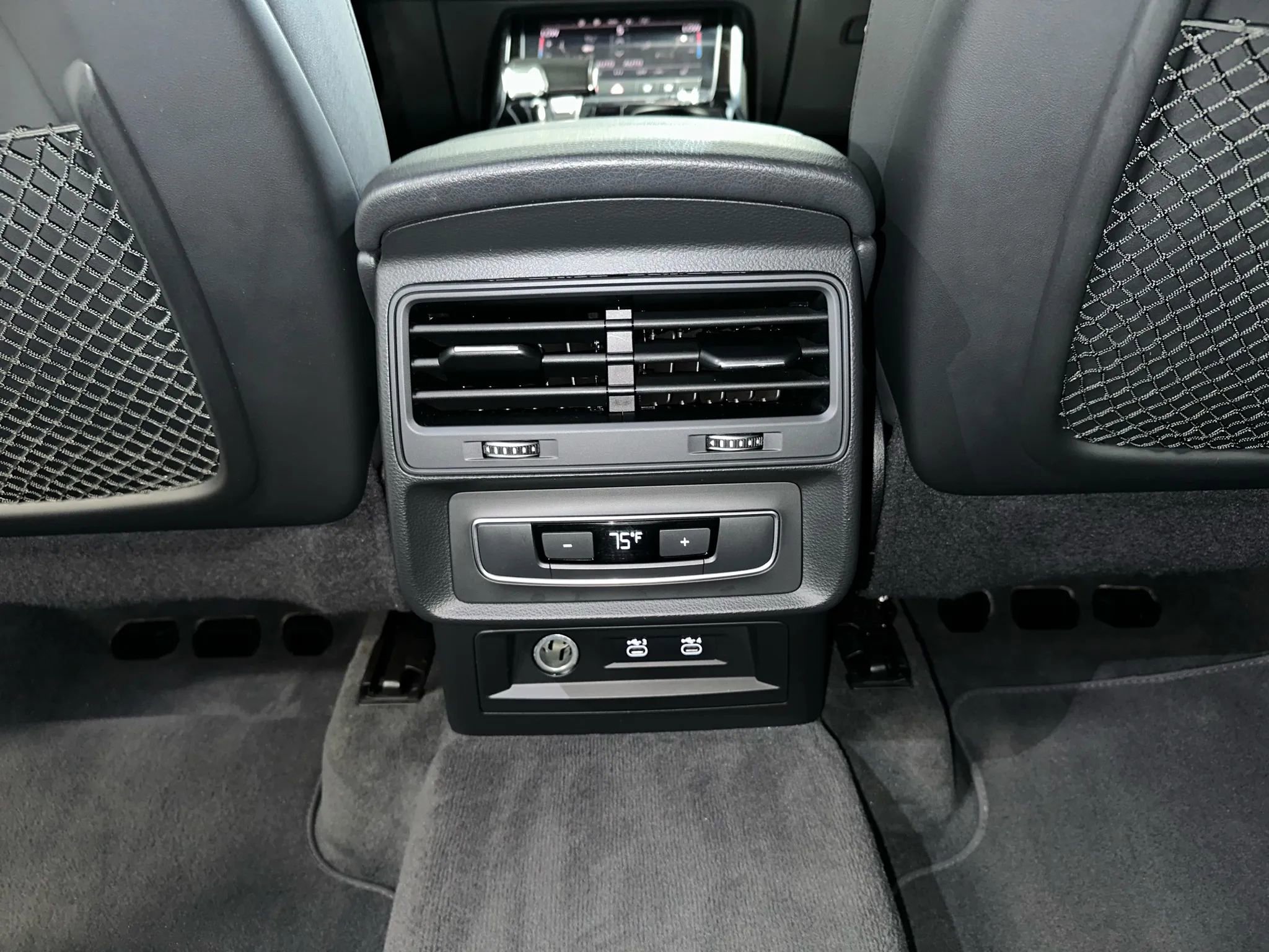 Used 2021 Audi Q7 3.0T Premium Plus AWD/4WD image 30