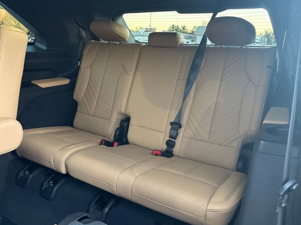 New 2025 Cadillac Escalade IQ Luxury 2 image 12