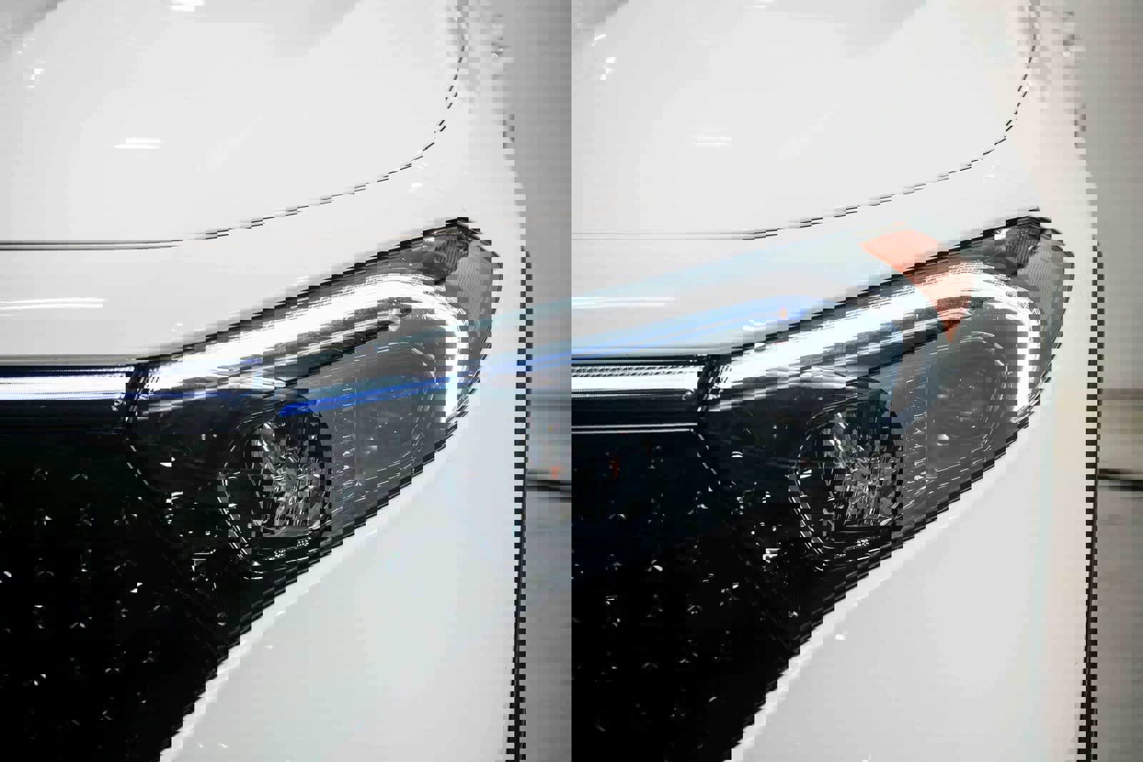 Used 2025 Mercedes-Benz EQB 250+ image 7