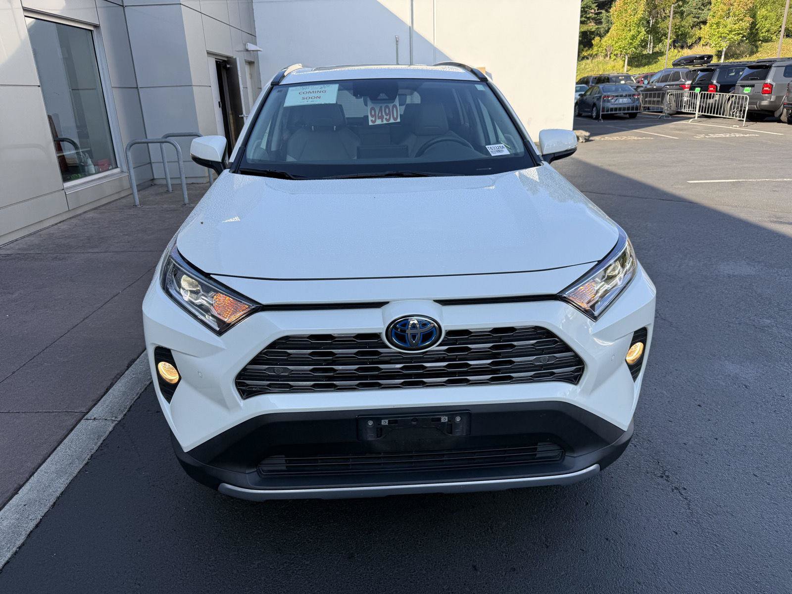 Used 2021 Toyota RAV4 Limited w/ Limited Grade Weather Package AWD/4WD image 8
