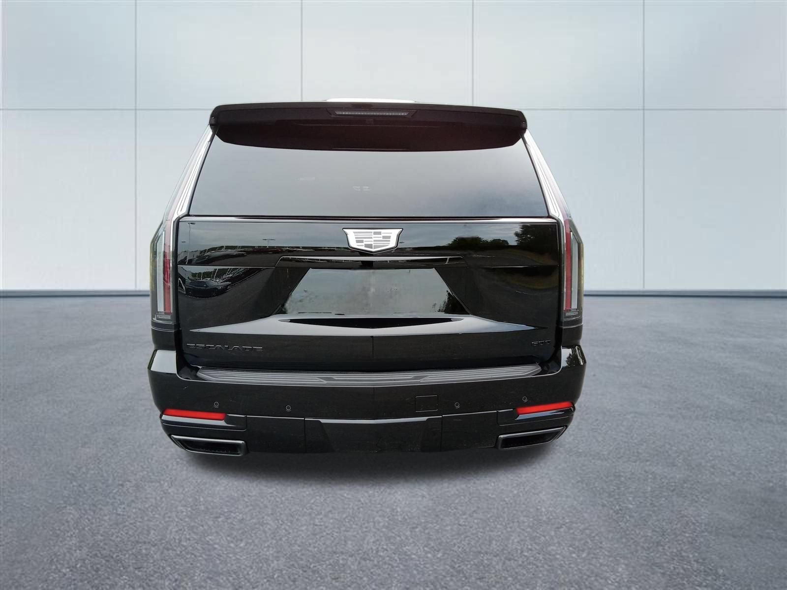 New 2026 Cadillac Escalade ESV Sport w/ LPO, ONYX Package AWD/4WD image 4