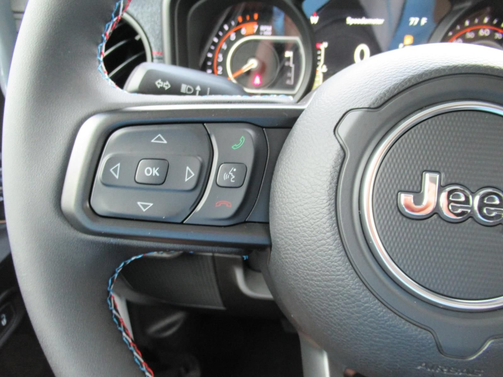 New 2026 Jeep Wrangler Unlimited Sport w/ Dual Top Group AWD/4WD image 19