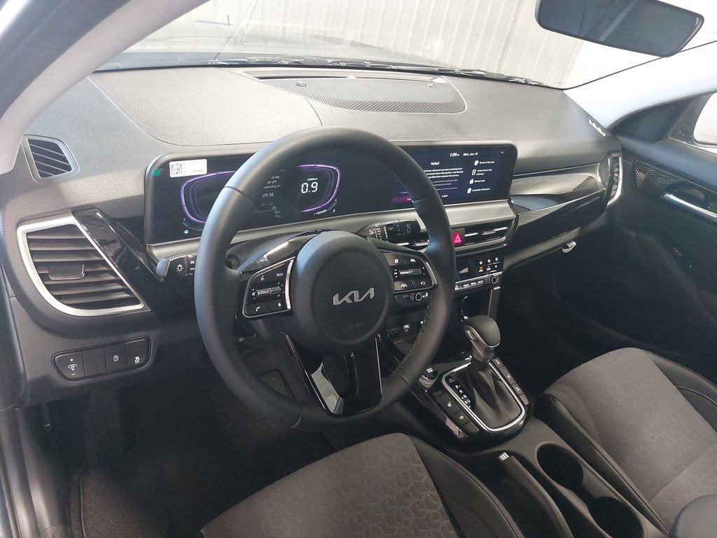 New 2026 Kia Seltos S AWD/4WD image 15