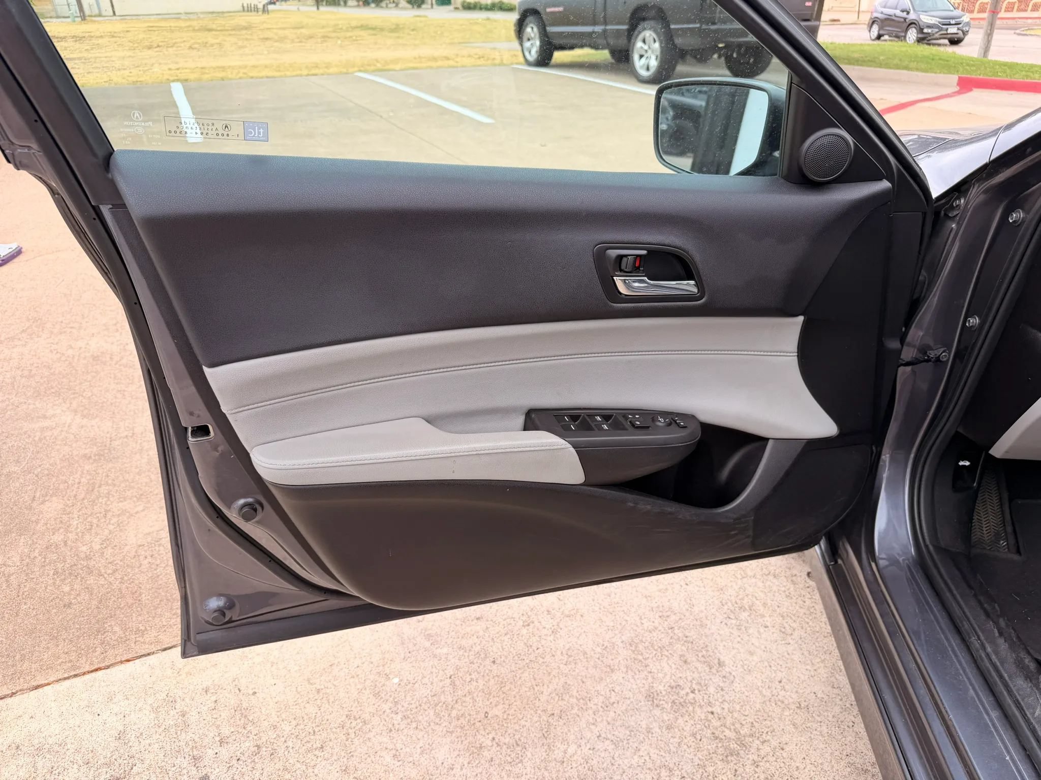 Used 2018 Acura ILX w/ Special Edition Package FWD image 9
