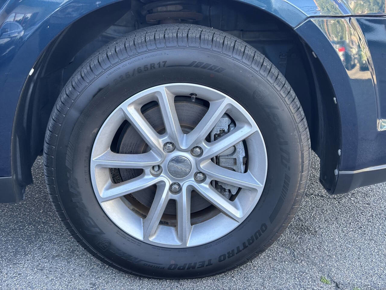 Used 2014 Dodge Journey SXT w/ Flexible Seating Group image 23