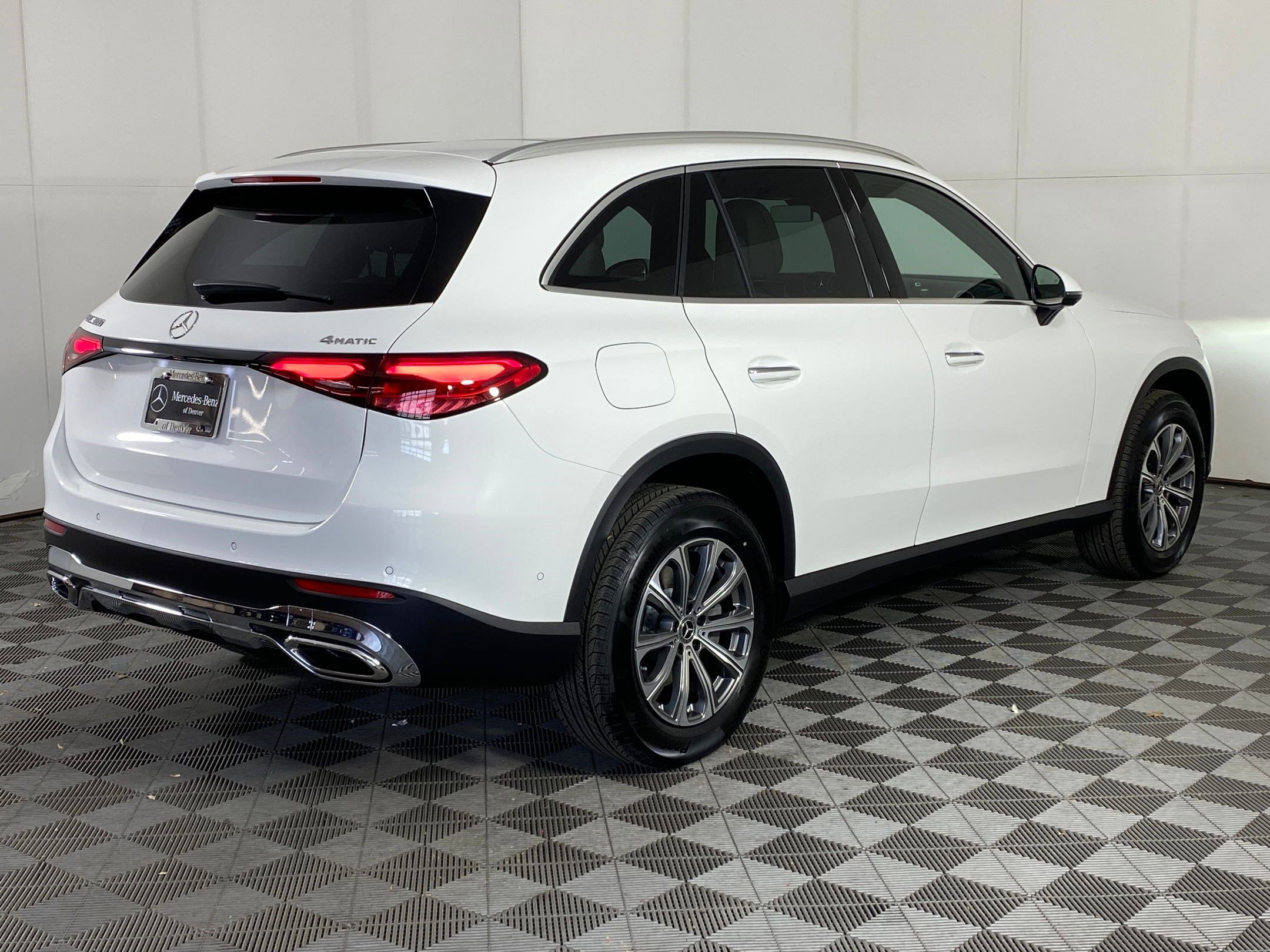 Used 2026 Mercedes-Benz GLC 300 4MATIC image 8