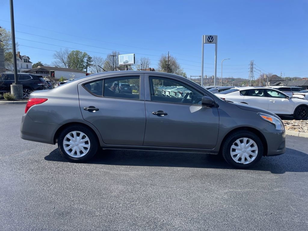 Used 2018 Nissan Versa S image 4