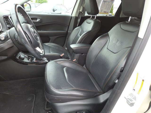 Used 2019 Jeep Compass Limited AWD/4WD image 9
