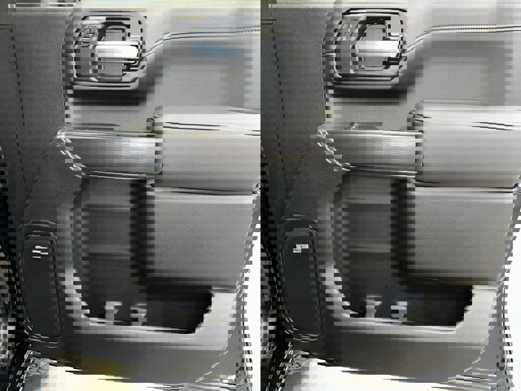 Certified 2021 GMC Sierra 2500 AT4 w/ AT4 Premium Plus Package image 36