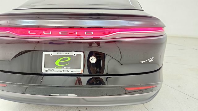 Used 2024 Lucid Air Pure RWD image 92