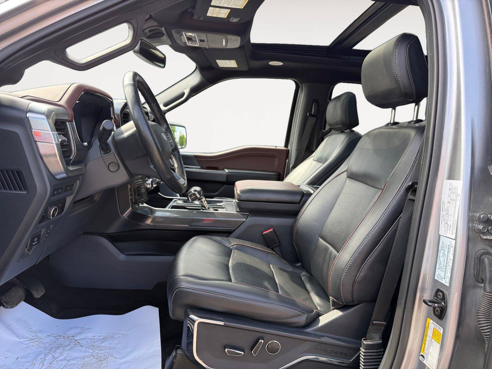 Used 2023 Ford F150 Lariat w/ Equipment Group 502A High AWD/4WD image 10