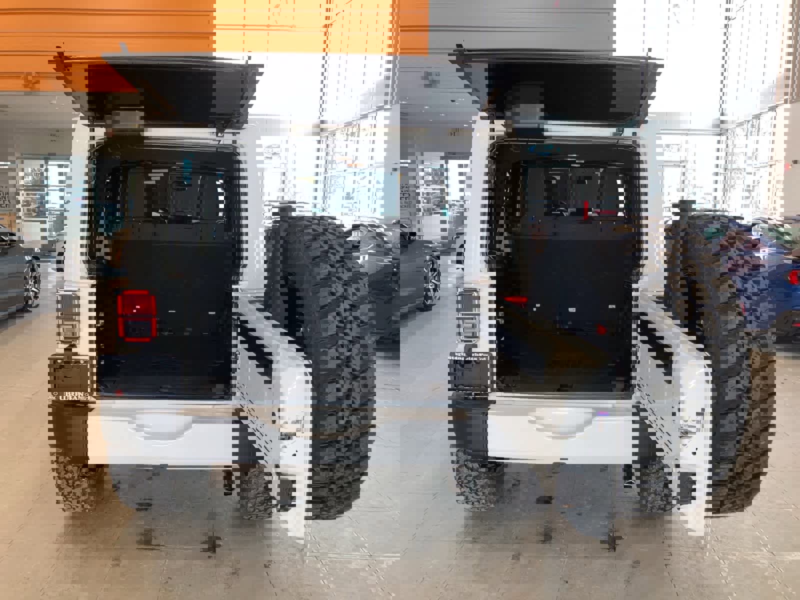 Used 2016 Jeep Wrangler Unlimited Sahara w/ Mopar Chrome Edition Group image 23