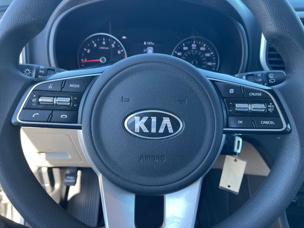 Used 2020 Kia Sportage LX image 14