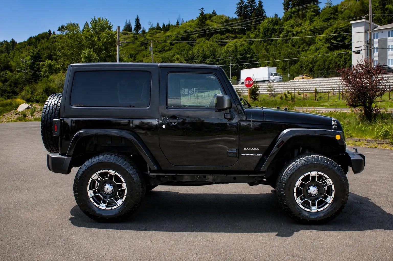 Used 2012 Jeep Wrangler Sport AWD/4WD image 8