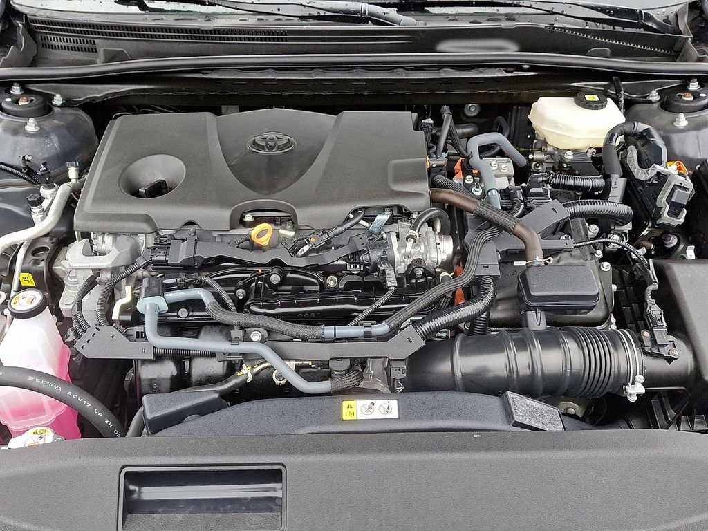 Used 2025 Toyota Camry LE image 31