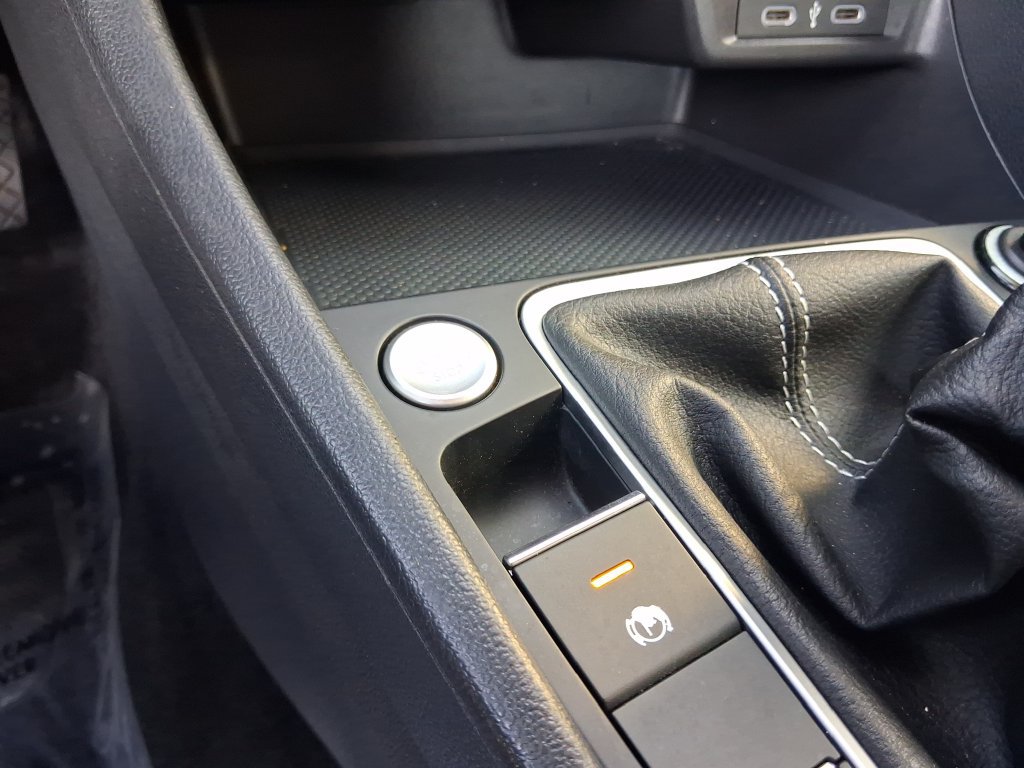 Used 2023 Volkswagen Jetta SE FWD image 27