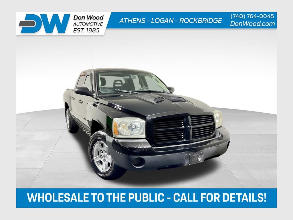 Used 2005 Dodge Dakota SLT AWD/4WD image 1