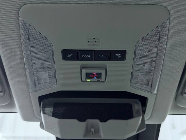Used 2022 Toyota RAV4 XLE w/ XLE Grade Weather Package AWD/4WD image 39
