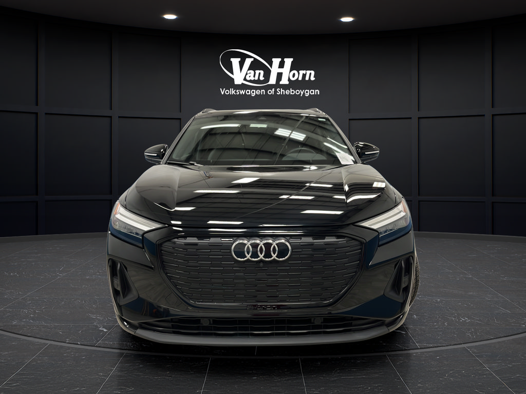 Used 2023 Audi Q4 e-tron Premium AWD/4WD image 2