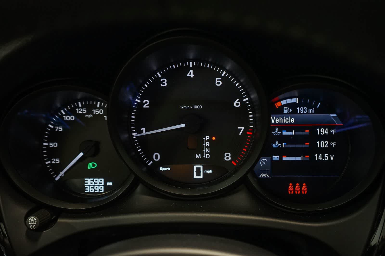 Certified 2026 Porsche Macan AWD/4WD image 28
