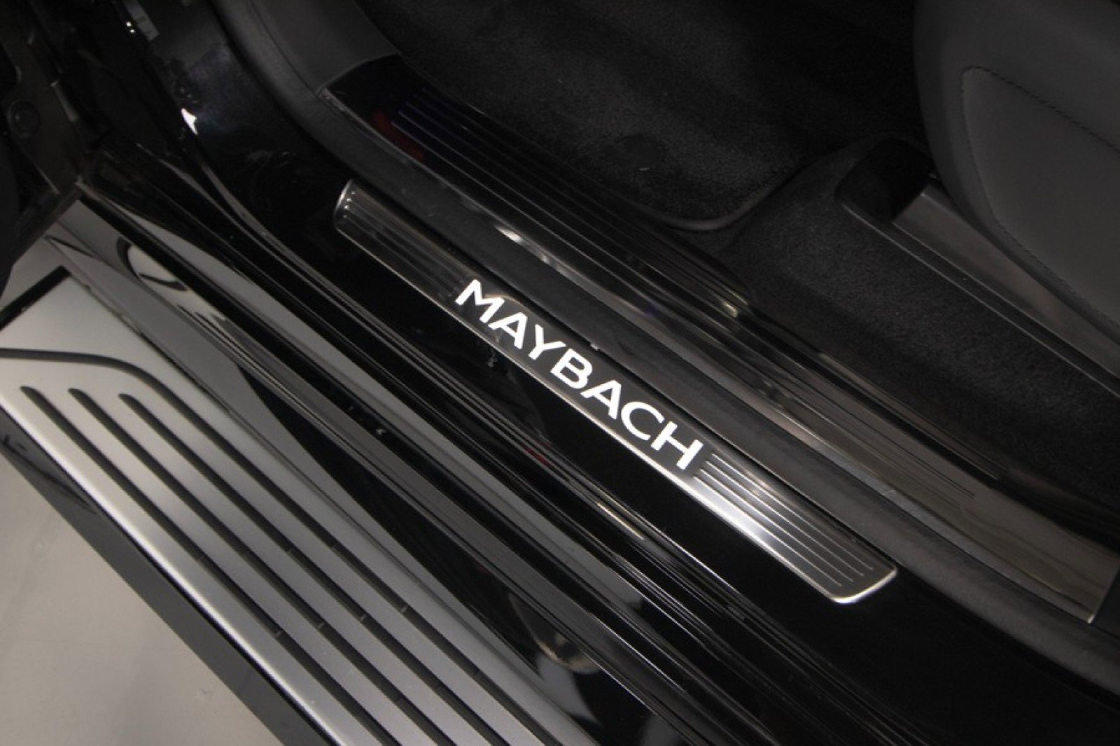 Used 2024 Mercedes-Benz Maybach GLS 600 4MATIC image 55