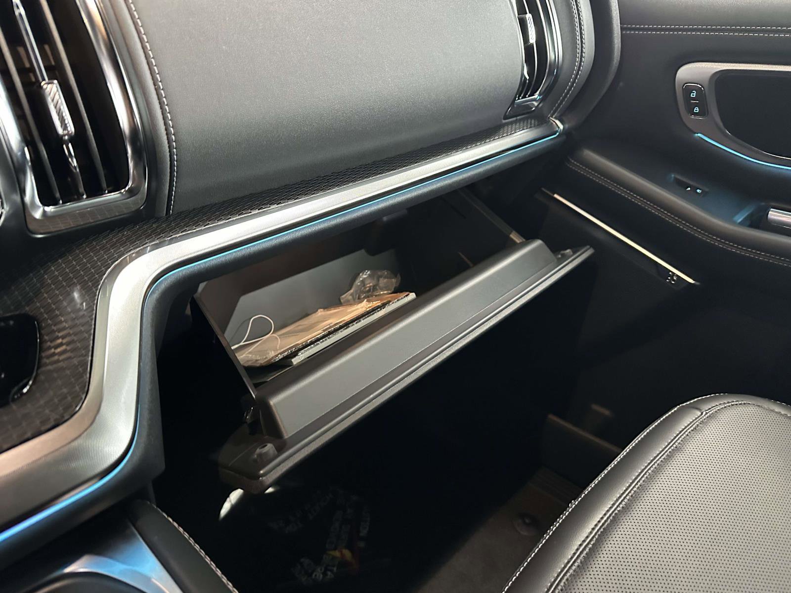 New 2026 Ford Expedition Platinum image 18