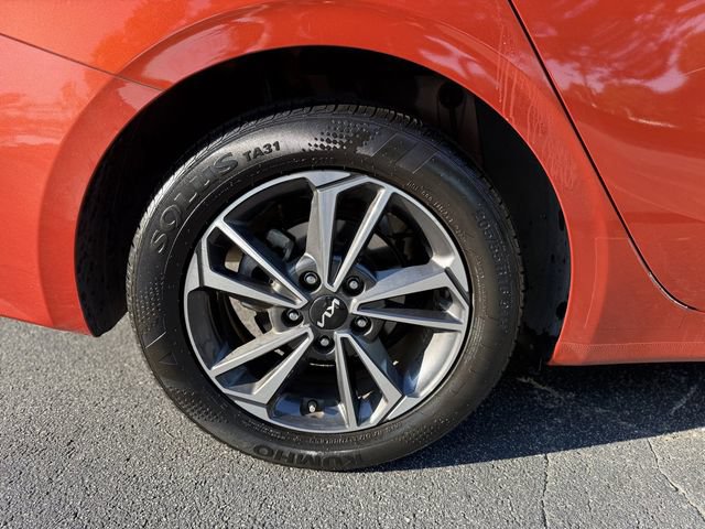 Certified 2024 Kia Forte LXS w/ LXS Technology Package FWD image 37