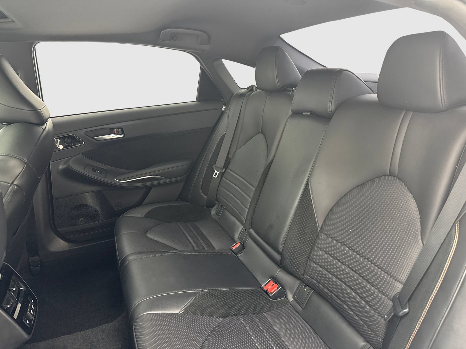Used 2019 Toyota Avalon Touring w/ Advanced Safety Package FWD image 37