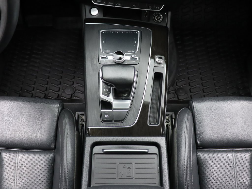 Used 2020 Audi Q5 2.0T Premium Plus w/ Premium Plus Package image 23