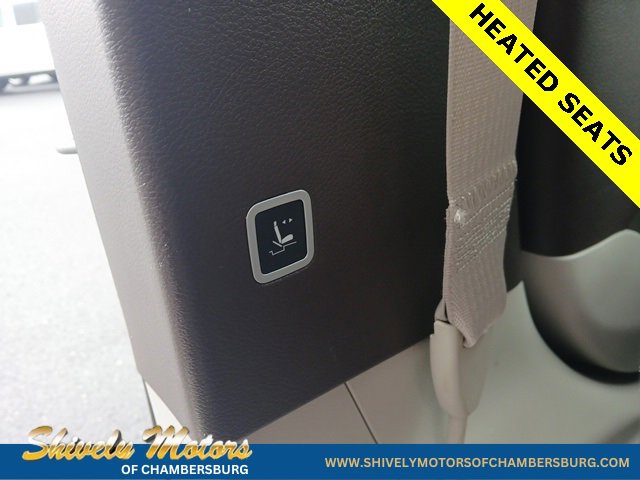 Used 2017 Chrysler Pacifica Touring-L Plus w/ Tire & Wheel Group image 15