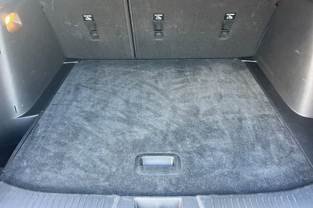 Used 2025 Chevrolet Trax LT w/ LT Convenience Package image 17