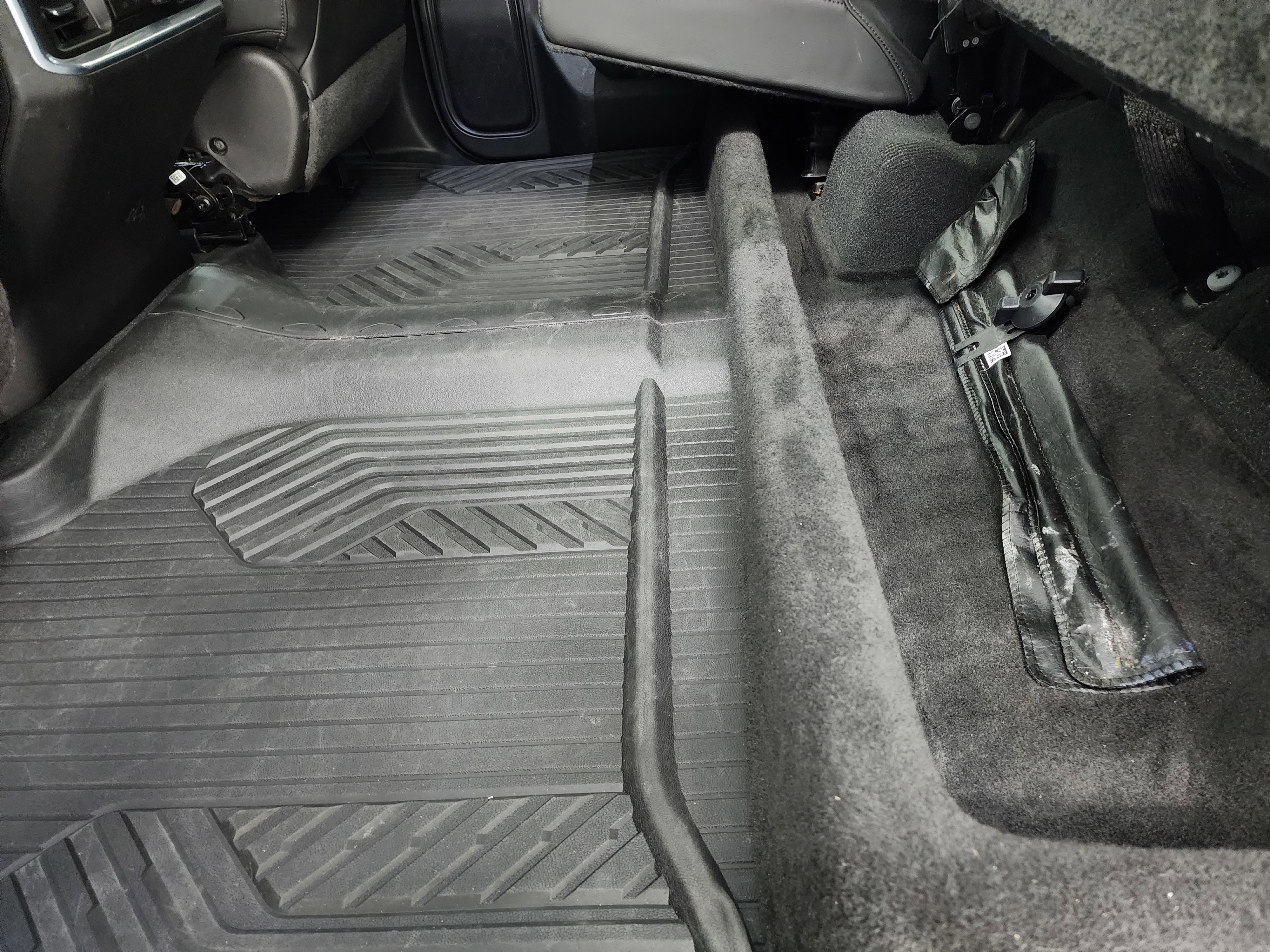 Used 2022 Chevrolet Silverado 3500 High Country image 41