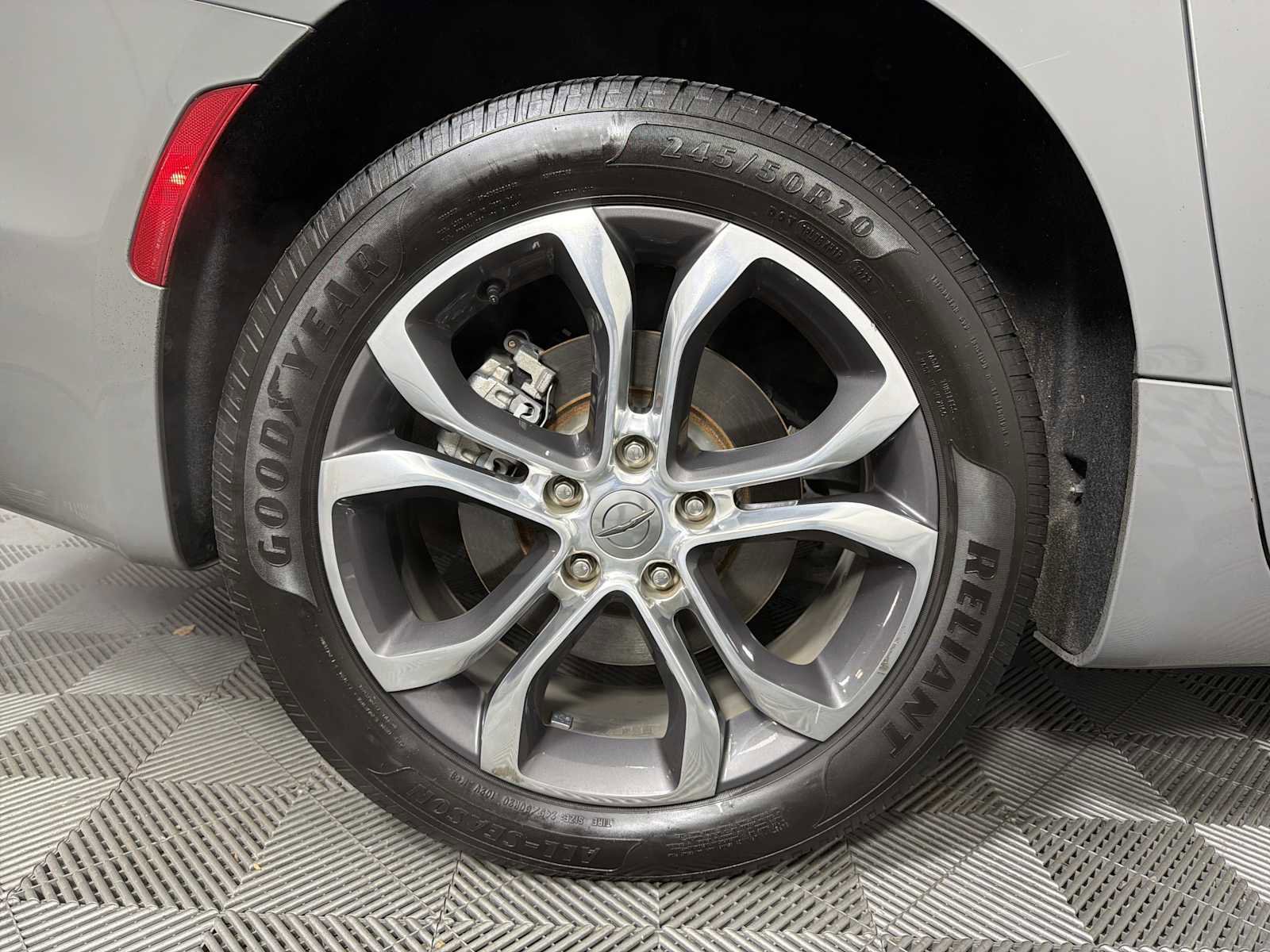 Used 2021 Chrysler Pacifica Pinnacle image 16