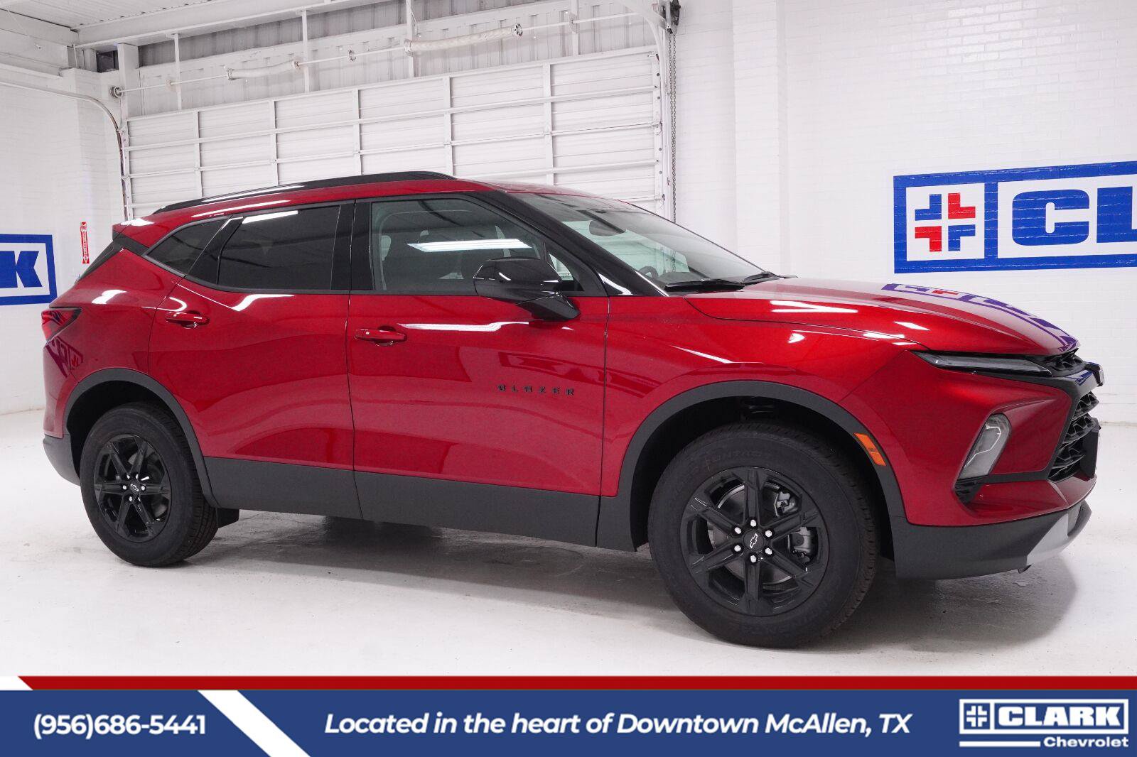 New 2026 Chevrolet Blazer LT w/ Convenience Package FWD image 4