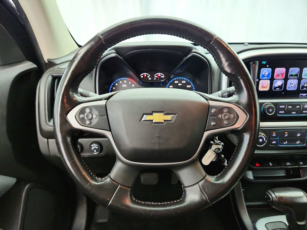Used 2017 Chevrolet Colorado LT AWD/4WD image 13